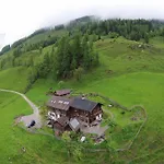 Holiday home In Near Paradise Rauris