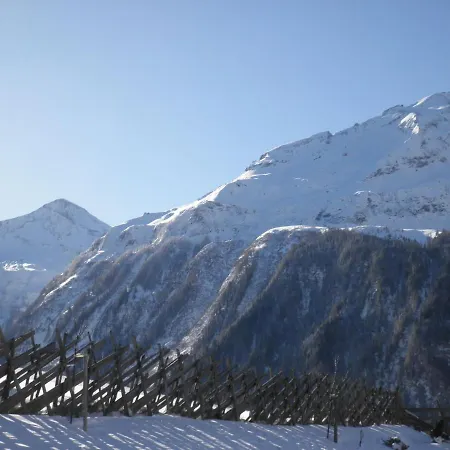 Holiday home With Views Over The Valley Rauris