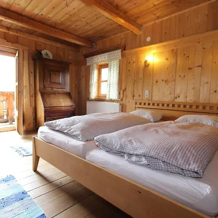 With Views Over The Valley Holiday home