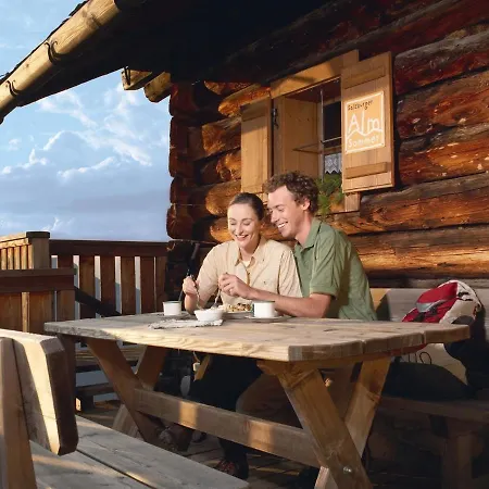 Holiday home With Views Over The Valley Rauris