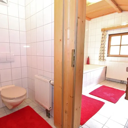 Feriehus In Near Paradise